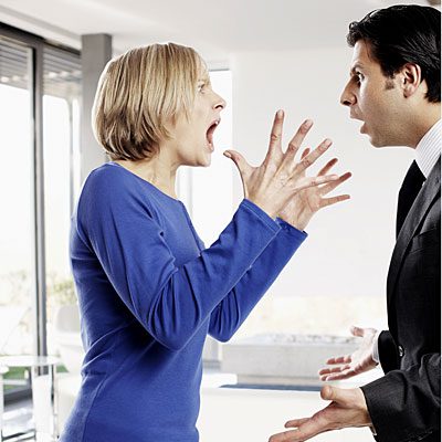 woman-yelling-husband
